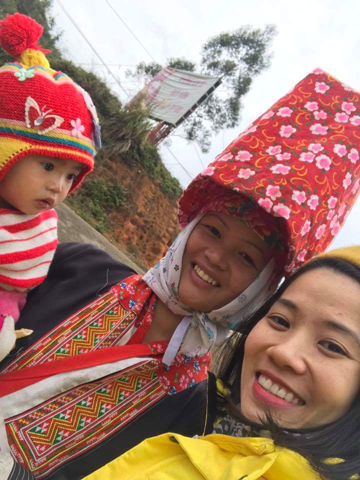 Chương trình "Áo ấm cho em" đến với trẻ em Bình Liêu 2017