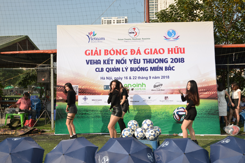 Giải bóng đá "VEHA Kết nối yêu thương 2018"