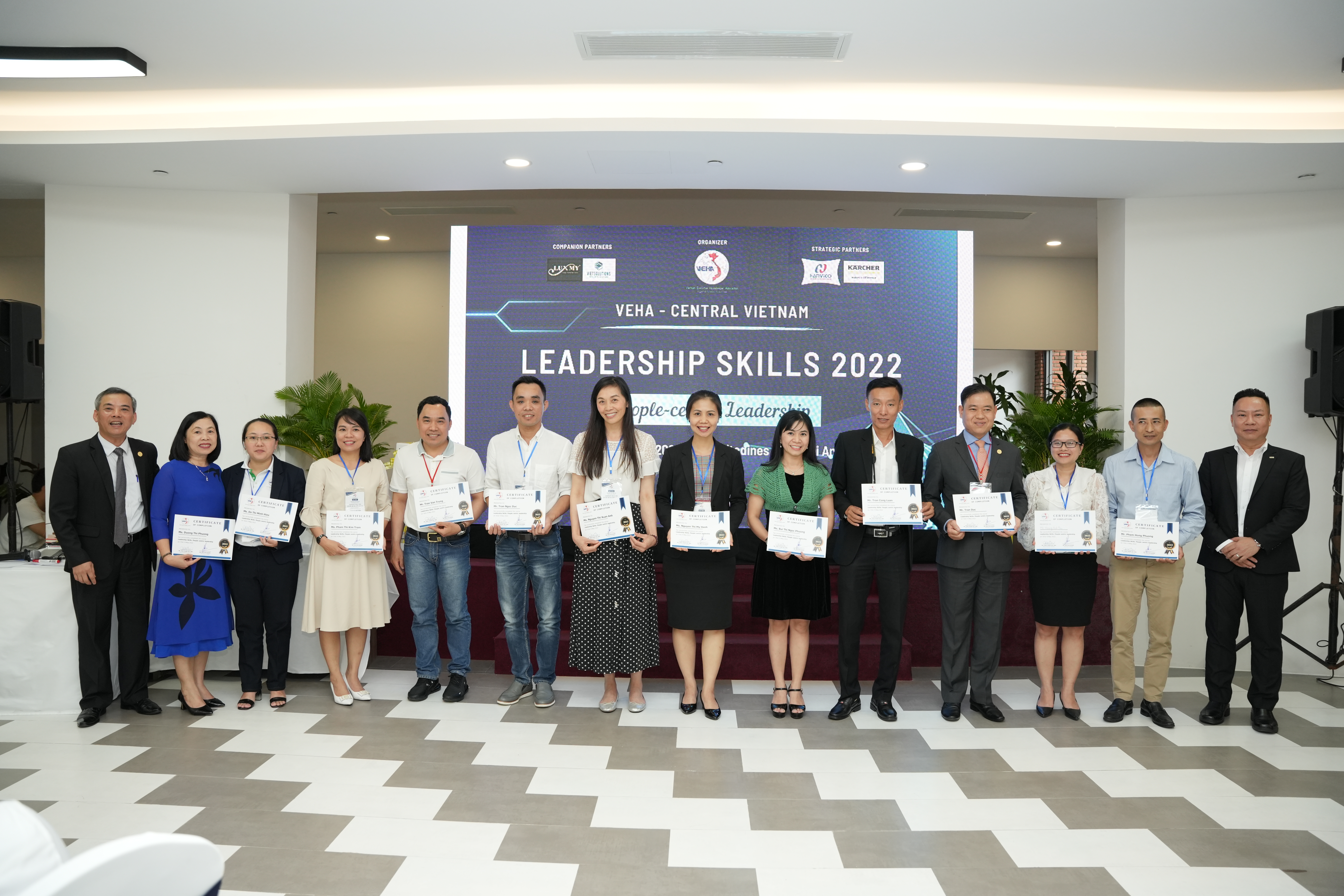 Chương trình đào tạo VEHA Leadership Skill 2022 khu vực miền Trung