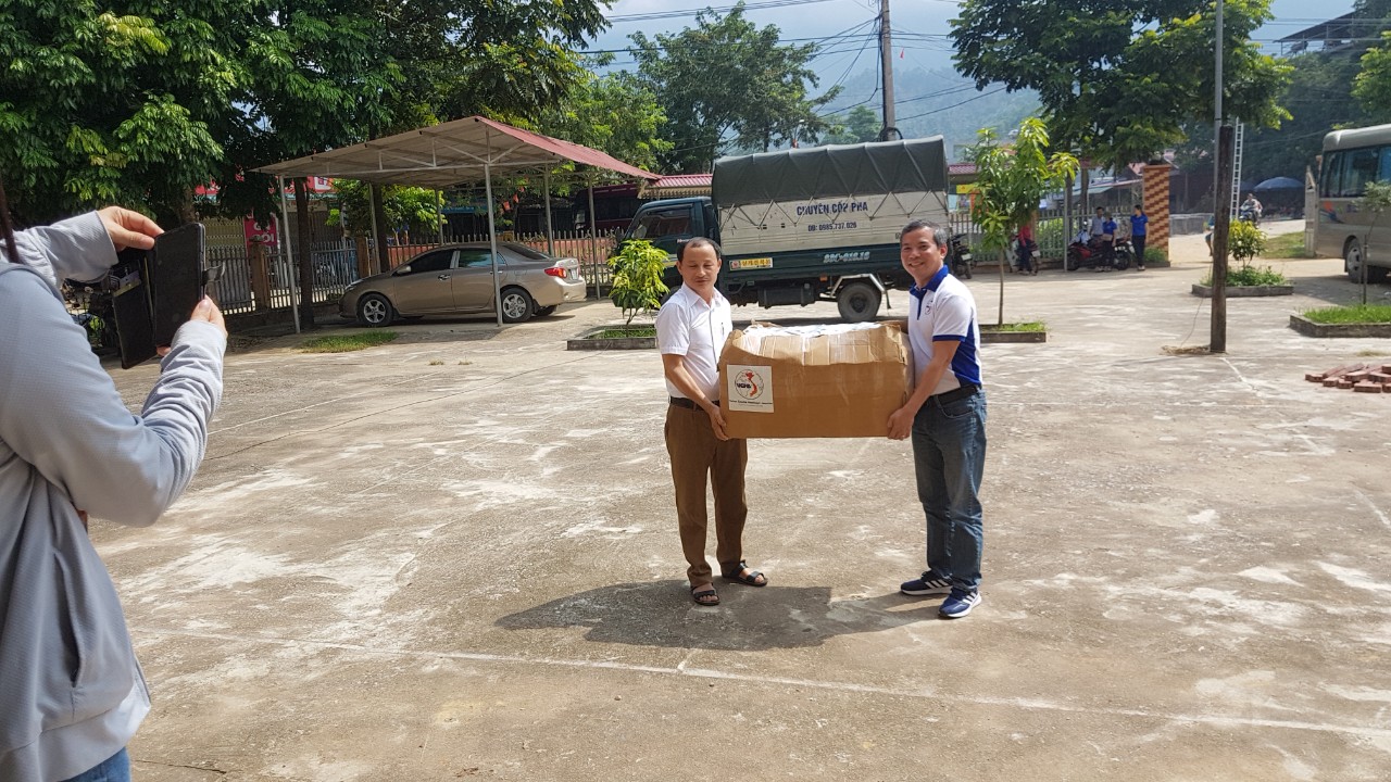Chương trình VEHA Kết nối yêu thương - "Tiếp sức đến trường 2020"