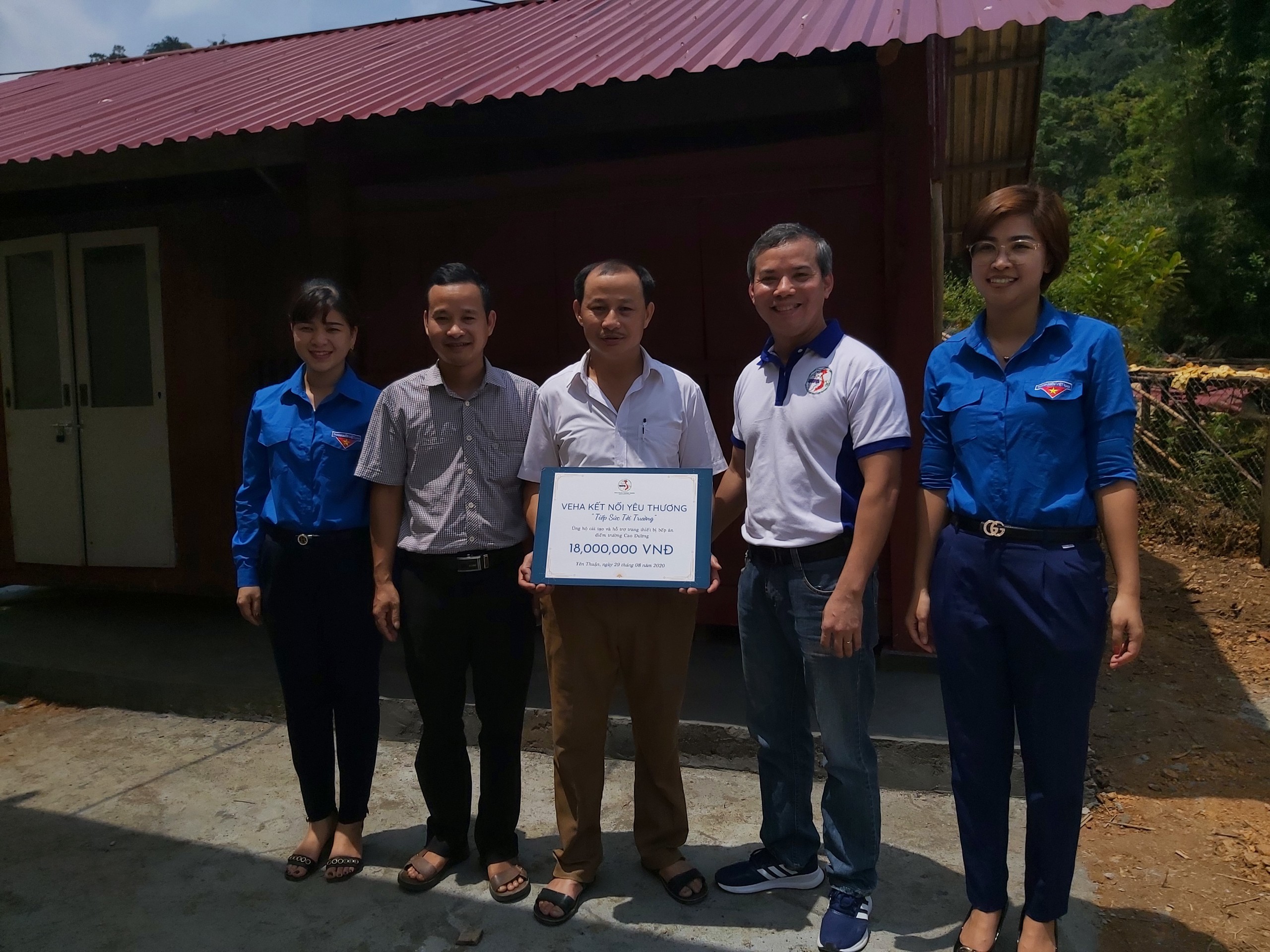 Chương trình VEHA Kết nối yêu thương - "Tiếp sức đến trường 2020"