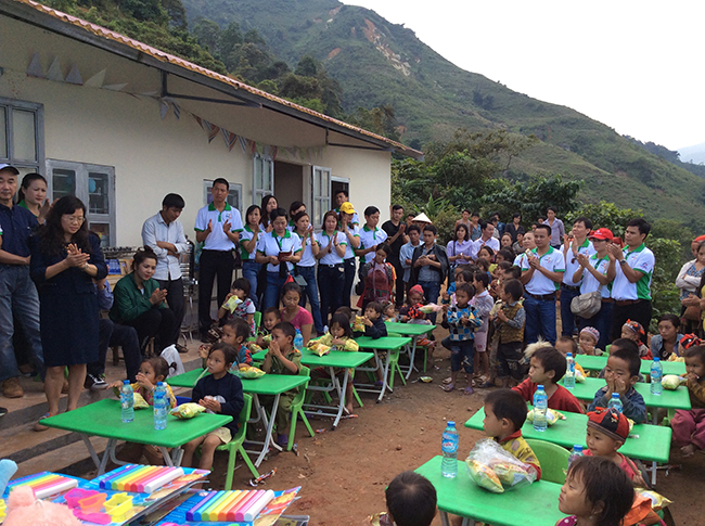 CLB Quản lý Buồng Việt Nam tổ chức Lễ khánh thành và bàn giao “lớp học tình thương” ở Sa Pa 