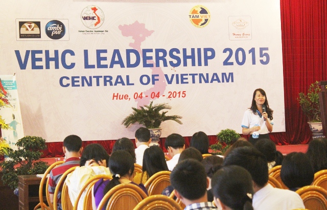 Hội thảo chia sẻ kinh nghiệm của quản lý buồng phòng miền Trung