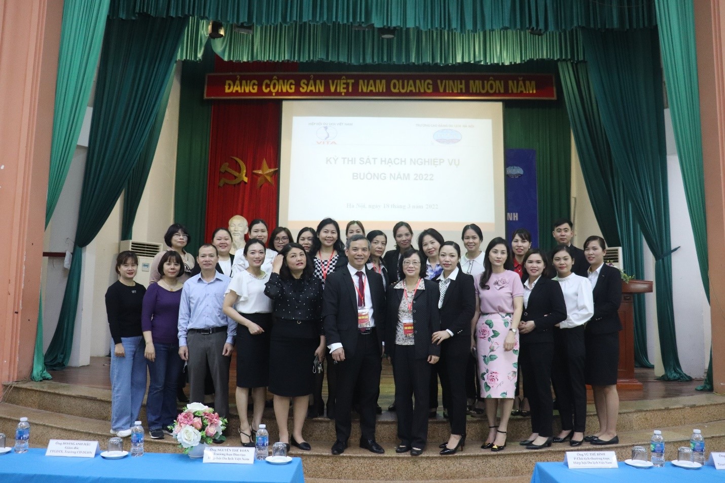 KỲ THI CẤP CHỨNG NHẬN QUẢN LÝ BUỒNG PHÒNG CHUYÊN NGHIỆP ĐẦU TIÊN TẠI VIỆT NAM DIỄN RA THÀNH CÔNG TỐT ĐẸP