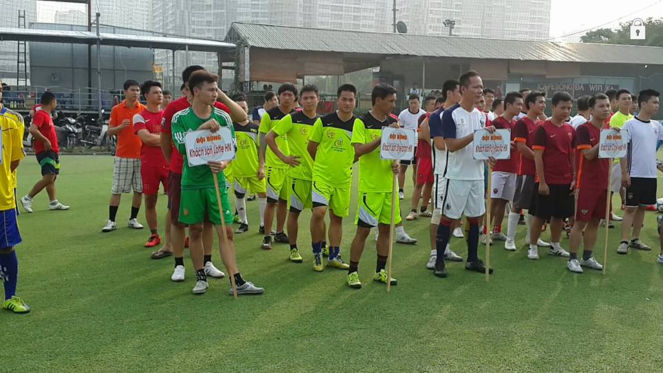 Khai mạc giải bóng đá “VEHA kết nối yêu thương”