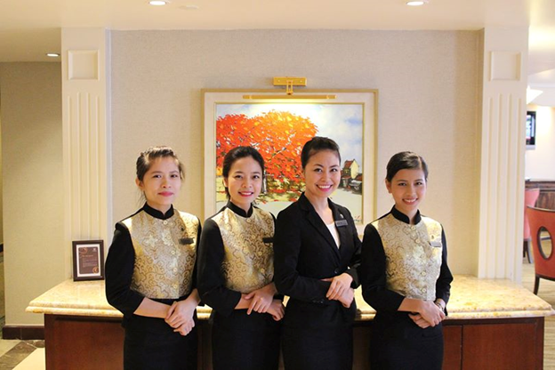 Sinh viên loay hoay khi đi thực tập ở những khách sạn có tiếng